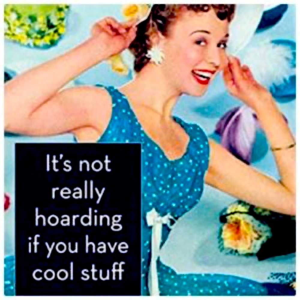 👕🩴👒🩱👙🧣👚👔